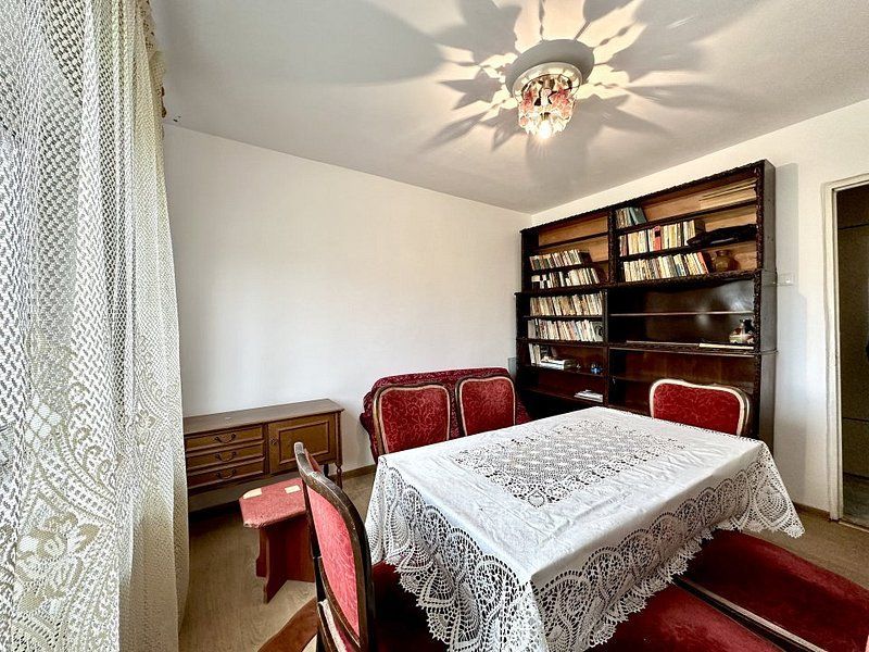 Apartament cu 4 camere zona Aradului - Poză 21