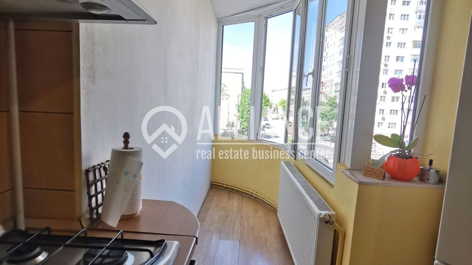 De vânzare apartament Zona Casa de Cultură, Bd. 1 Decembrie 1918 - Poză 8