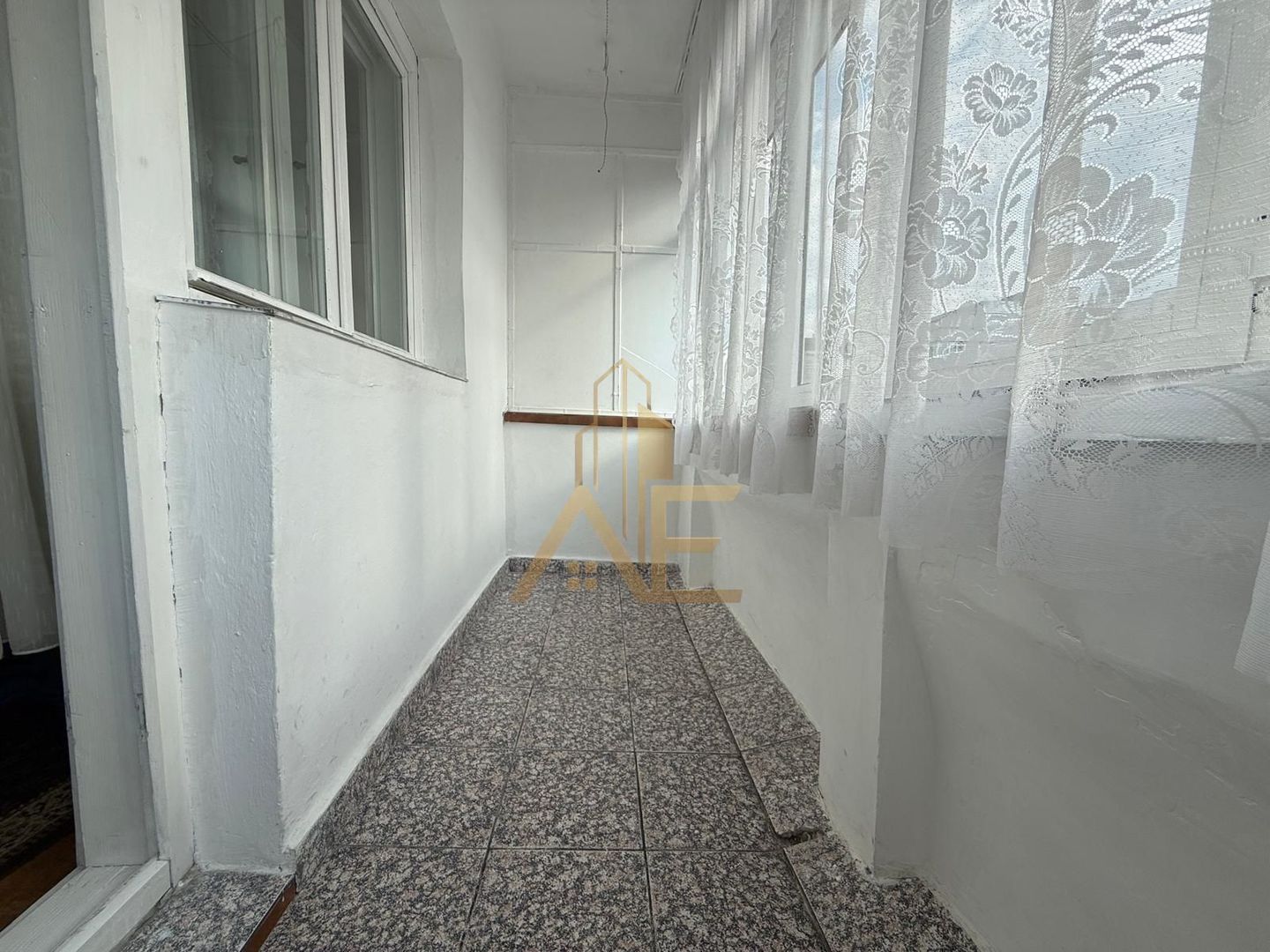 ULTRACENTRAL -Apartament de vanzare 3 camere decomandat - Poză 6