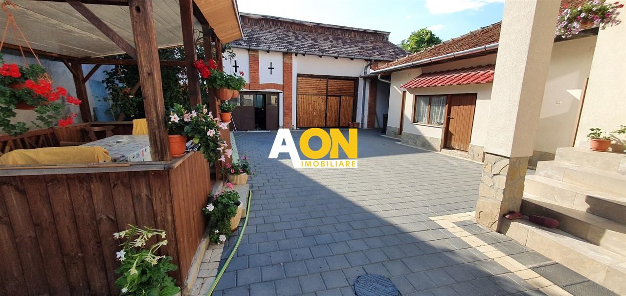 Casa 3 camere, 1259 mp teren, zona Centru - Poză 3