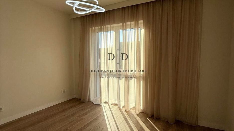 Casa de vanzare | LUX | 3 bai | gradina | terasa | parcare| Floresti - Poză 17