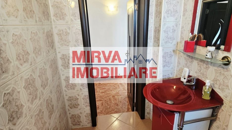 Casă 5 camere + teren generos 1700 mp – Ariceștii Rahtivani - Poză 31