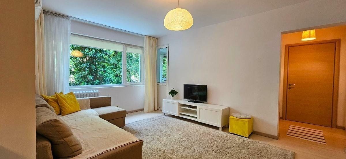 Apartament langa Parcul si Metroul Bazilescu, Blvd. Bucurestii Noi - Poză 2