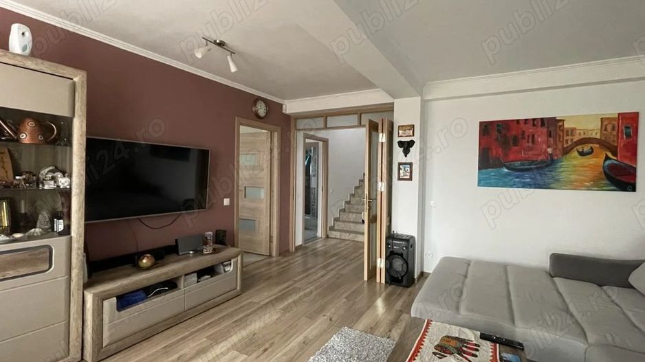 De vanzare casa individuala 4 camere+curte 900mp, Varteju - Poză 4