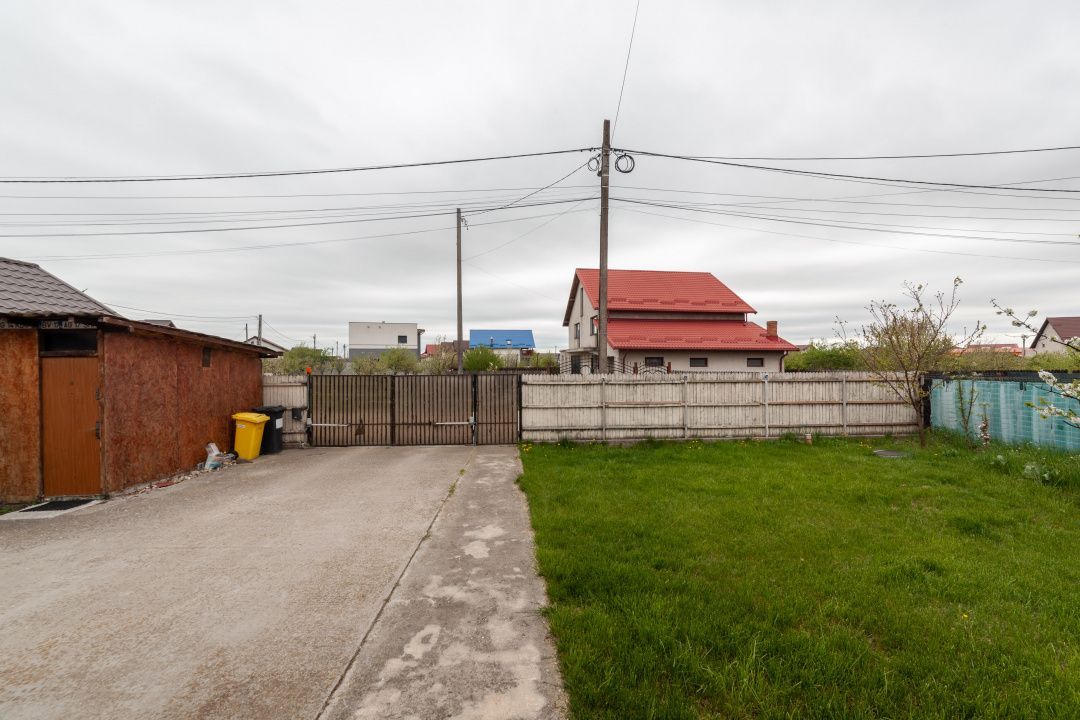 Casa de vanzare in Albota – liniste, spatiu si acces rapid catre Pitesti! - Poză 17