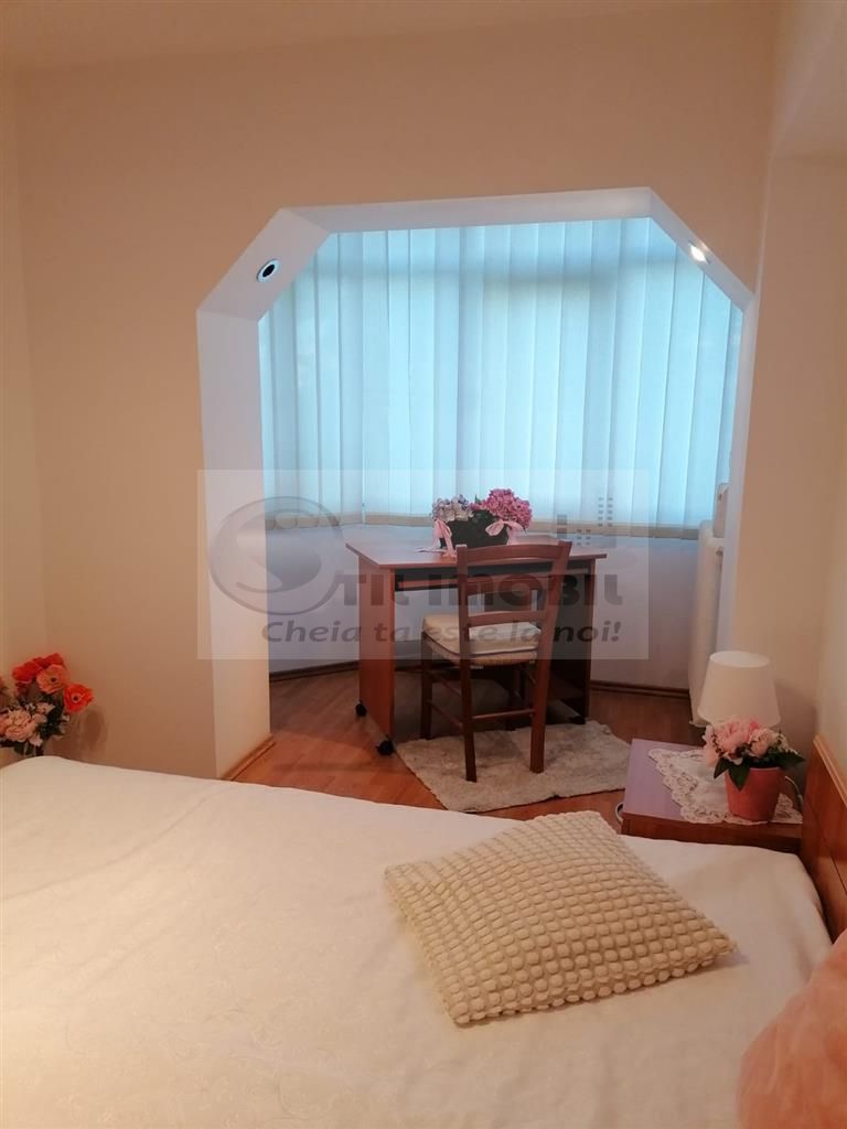 Apartament 2 camere - Zona Nicolina  -  450 Euro - Poză 4
