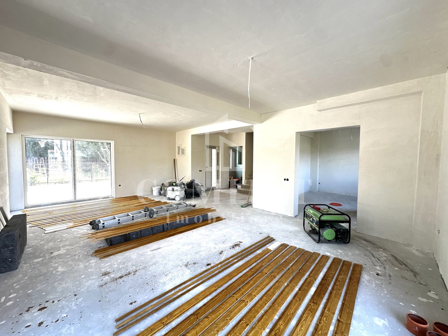 Duplex | Zona str Florilor-Floresti | 2 Locuri de parcare - Poză 3