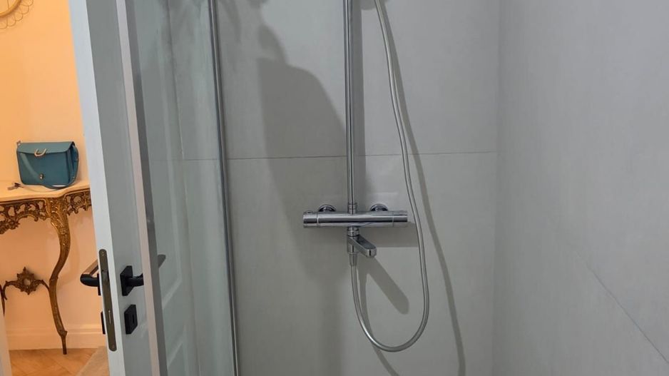 2 camere Romana - Amzei, centrala proprie, totul nou, lux! - Poză 13