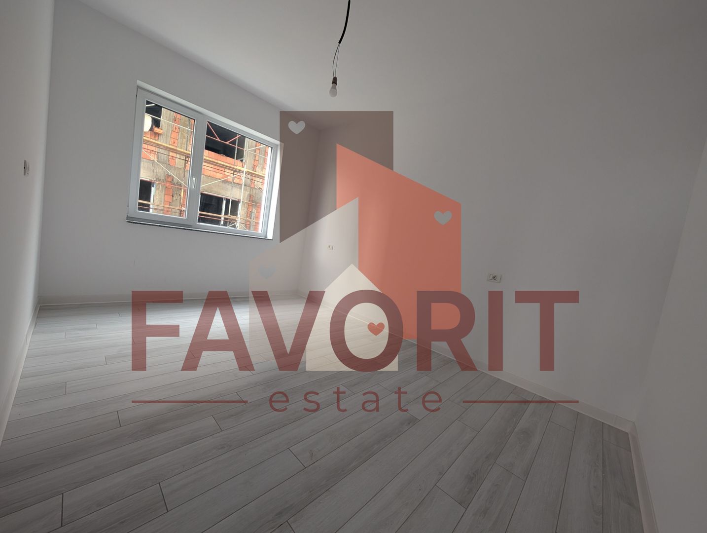 Etaj 1. Bloc nou. Loc de parcare inclus - Poză 2