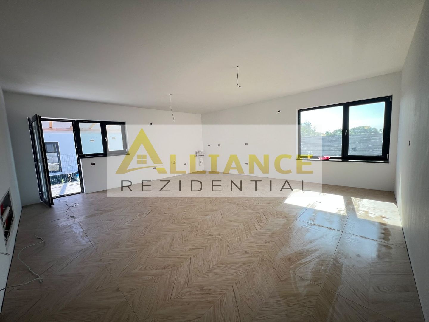 CASA PARTER-4 CAMERE- TEREN 356 MP-STR.ASFALTATA - Poză 7