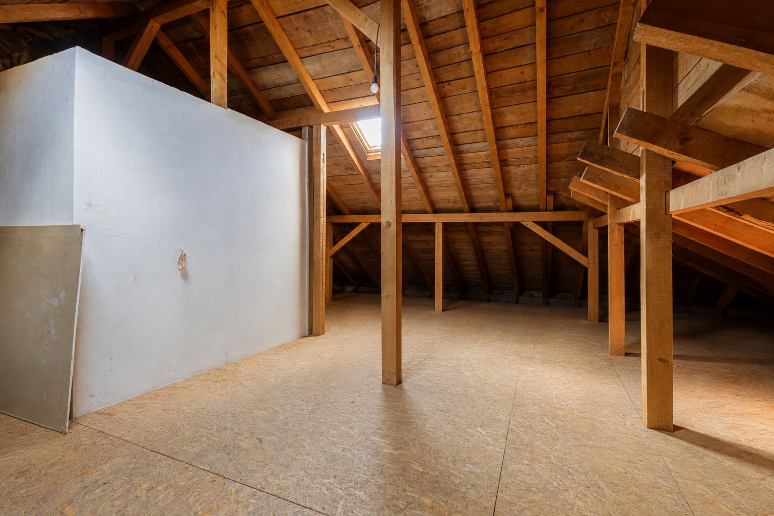 Vilă individuală cu 5 camere, piscină și curte generoasă | Mogoșoaia - Poză 28