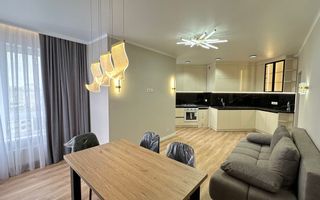 Vânzare, apartament, 2 camere + living, strada Ginta Latină, Ciocana - Poză 1