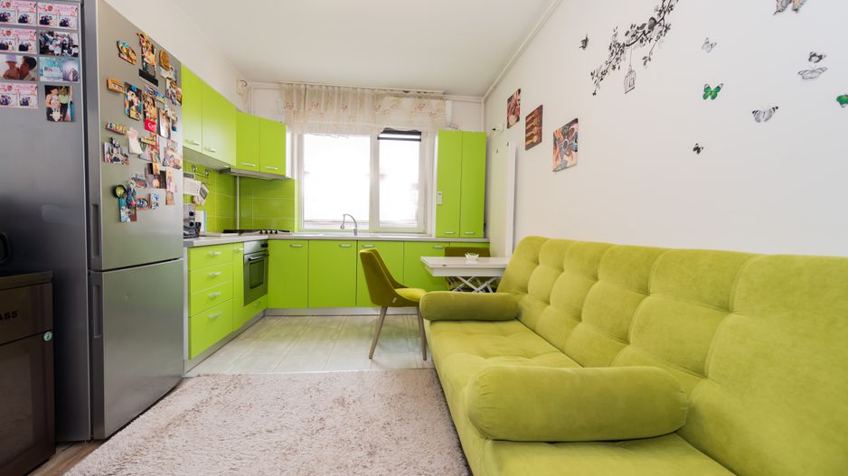 De vanzare apartament 3 camere mobilat si utilat bloc 2017 - Poză 1