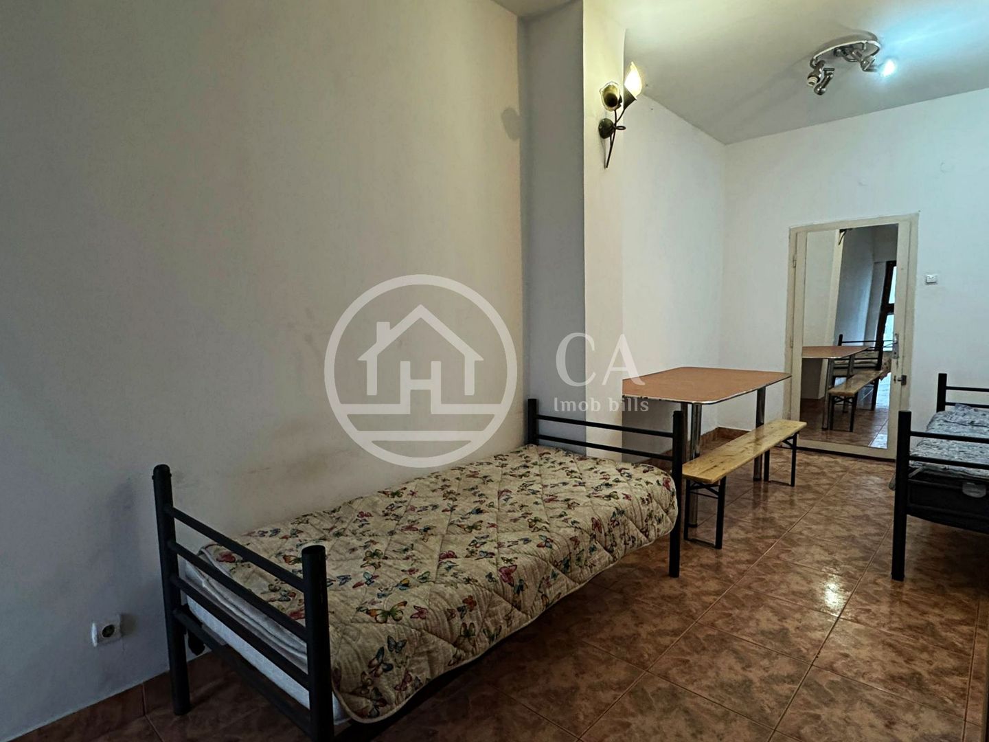 Casa de închiriat cu 2 camere în zona Ultracentrala, Oradea - Poză 1