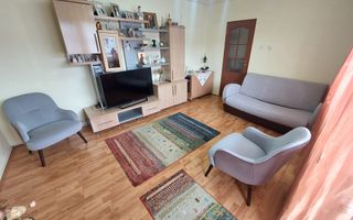 Apartament 3 camere semidecomandat | Orșova Central | 64 mp, etaj 3 - Poză 1