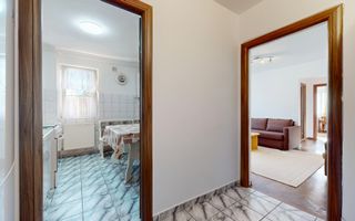 De vanzare-2 camere ideal investitie/locuit, mobilat, Str. Soarelui - Poză 4