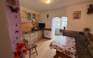 3 decomandate, et 2/4, 1 Mai - 140 000 Euro - Poză 4