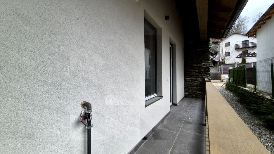 Apartament cu 2 camere 48,90 mp + 21,90 mp terasele + loc de parcare - Busteni - Poză 11