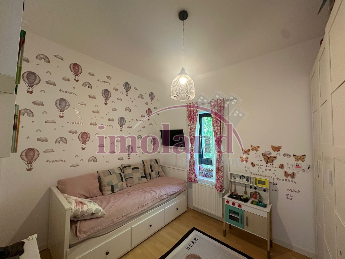 Vanzare - 3 camere cu logie - Complex DV24 - Calea Calarasilor - Poză 13