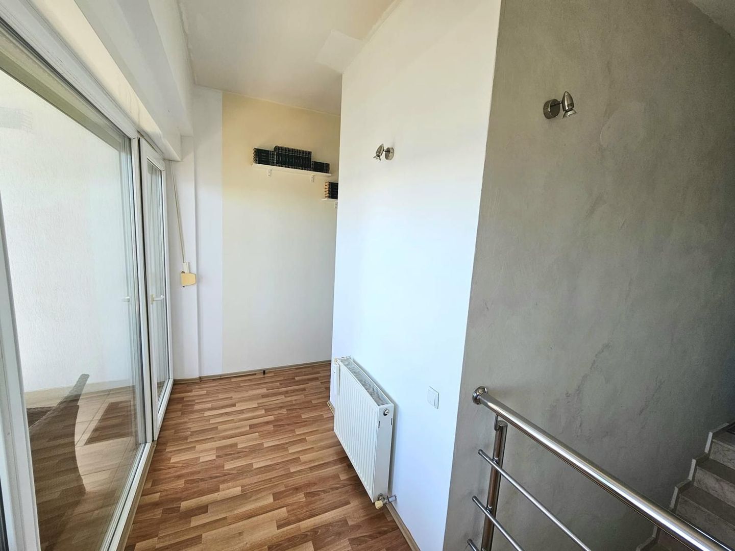 Apartament 3 camere, deosebit in Otopeni, Str. Ferme F - Poză 12