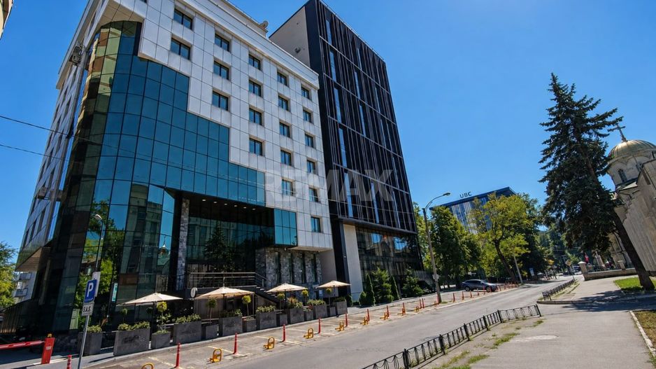 Chirie Birou. Centru, str Serghei Lazo 71 m.p - Poză 1