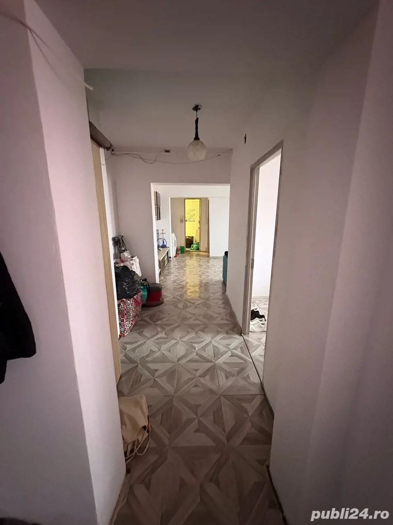 vand aparatament 3 camere bucuresti - Poză 4