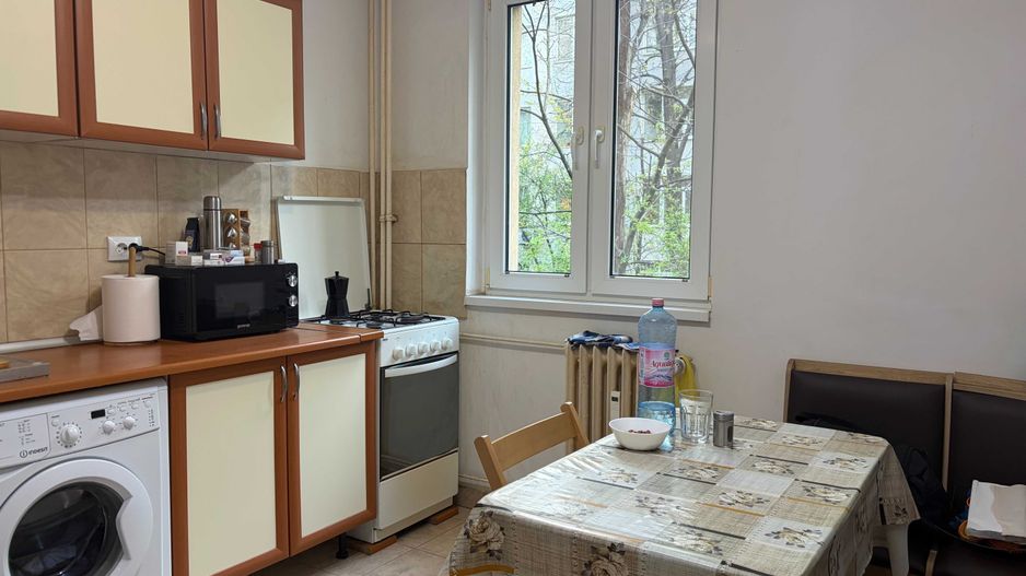 De vanzare apartament 2 camere Drumul Taberei - Poză 4