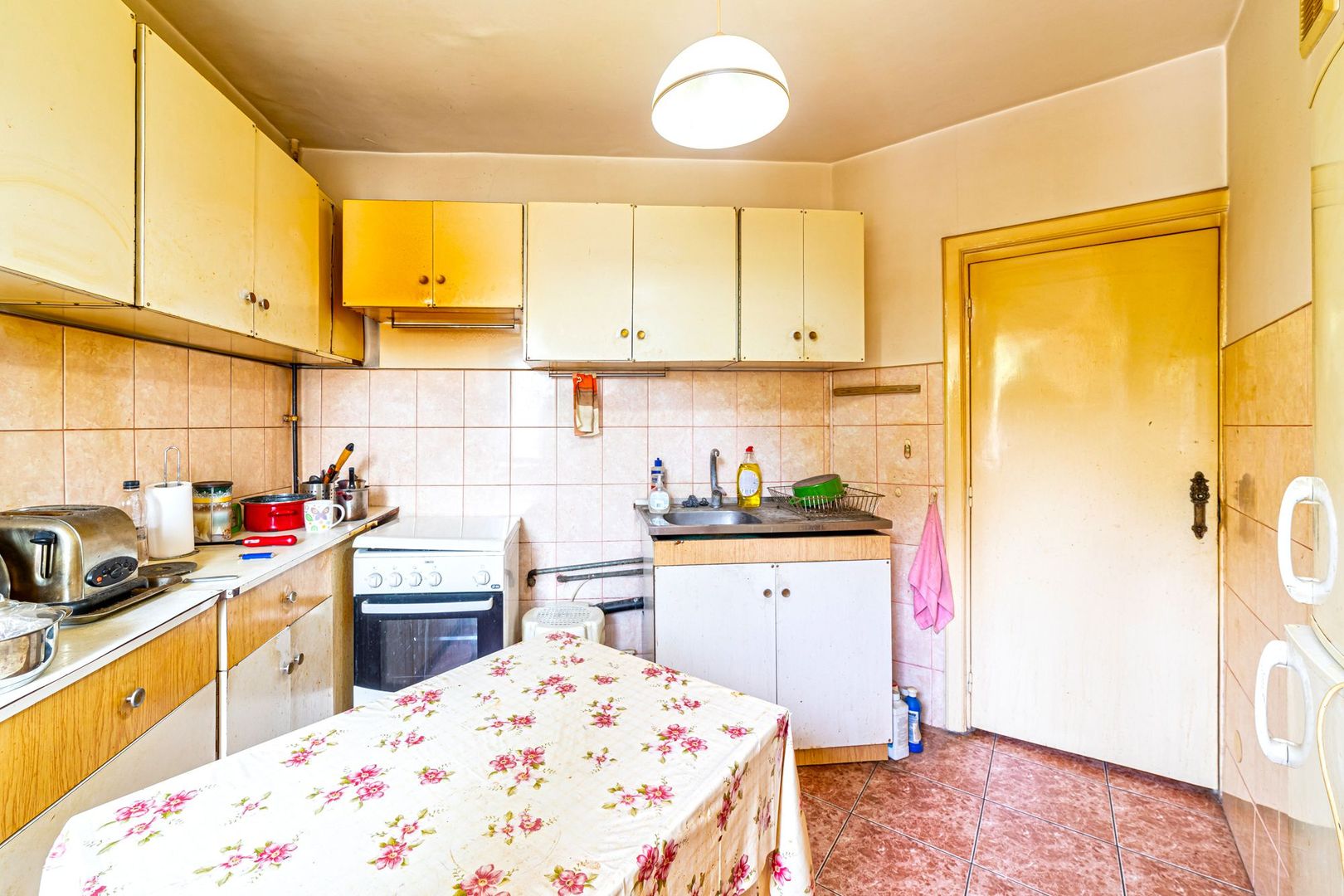 Apartament spațios în zona Banu Mărăcine - Poză 6