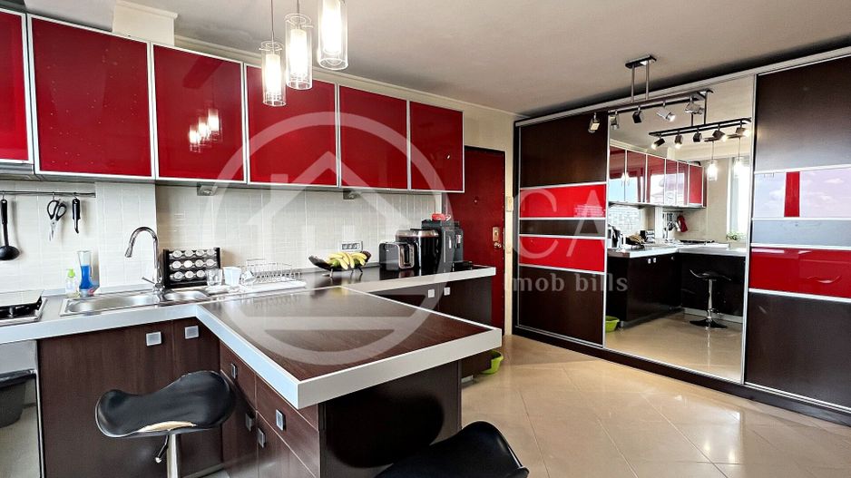 Apartament de inchiriat cu 4 camere in zona ultracentrala, Oradea - Poză 12