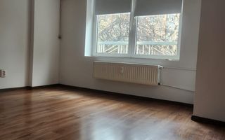 Închiriez apartament 2 camere nemobilat, Piața Muncii, pretabil birou - Poză 4