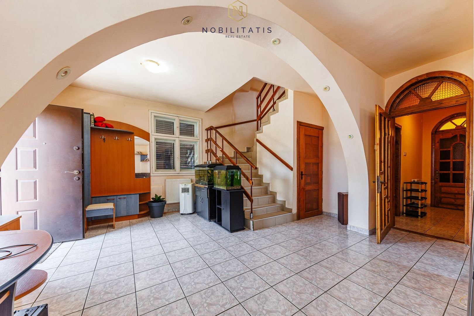 Vânzare casă individuală cu potențial extraordinar în Dumbrăvița - Poză 24