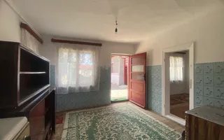 Vanzare casă cu potențial rezidențial și comercial în Pucioasa -441 mp - Poză 31