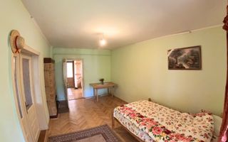 Casă 2 camere + teren 1700 mp - zona Platoul Cornești, str. Trebely - Poză 2