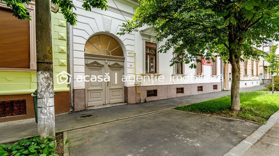 ÎNCHIRIAT Oportunitate Unică pentru Afacerea Ta în Centrul Orașului! - Poză 10