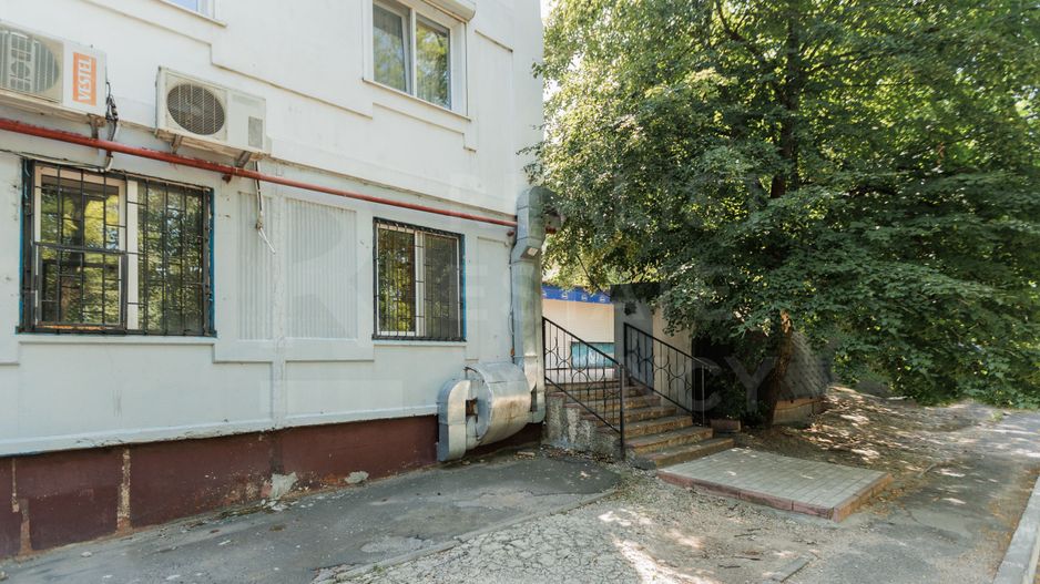 Chirie, spațiu comercial, 66,5 mp, str. Liviu Deleanu, Buiucani - Poză 2