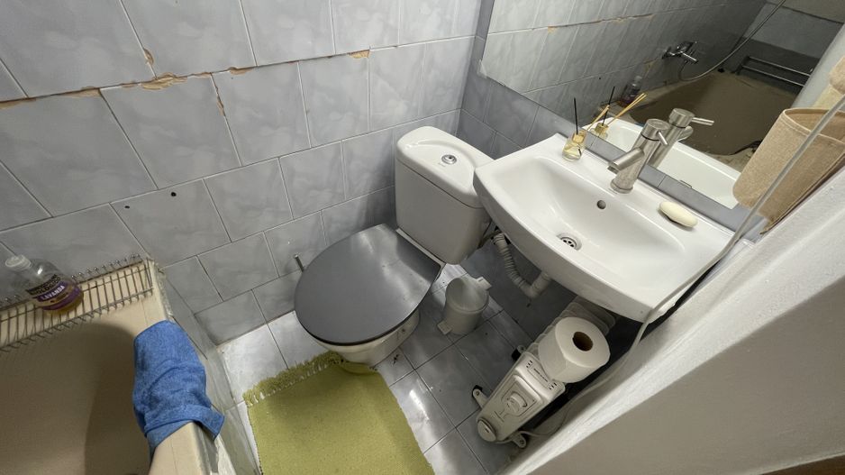 Casă la curte comuna în zona Balcescu - Poză 19