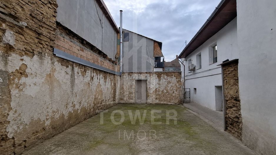 De vânzare teren cu proiect de reconstrucție apartament – zonă centrală - Poză 7