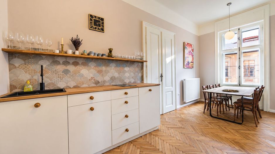 Apartament spectaculos de închiriat 4 camere 4 băi Centrul Istoric - Poză 6