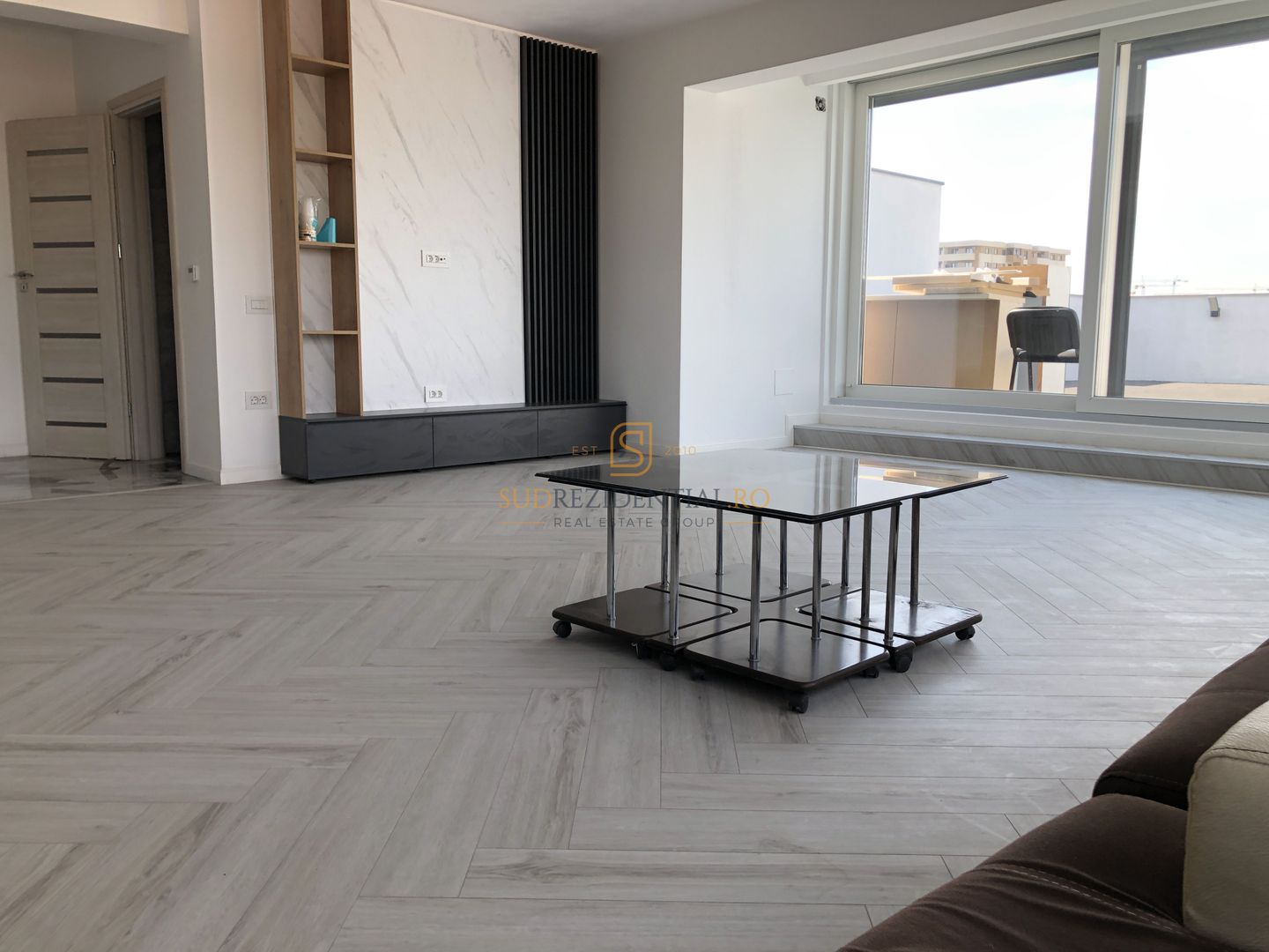 Apartament 3 camere, terasa 60 mp, 2 bai, parcare subterana inclusa - Poză 8