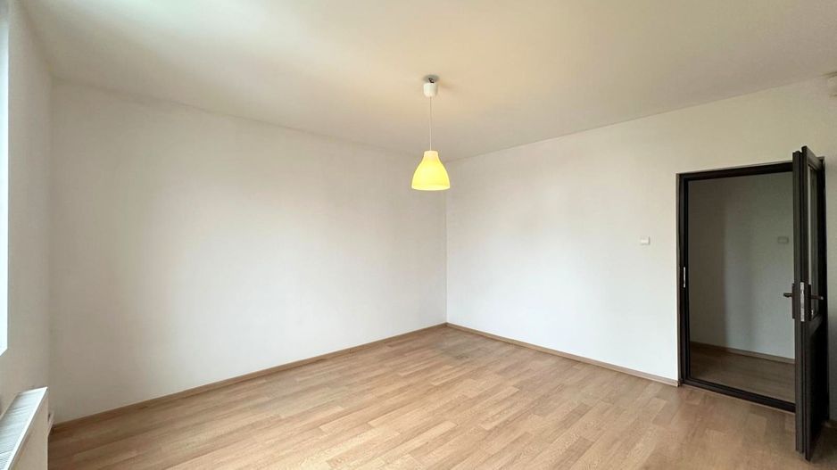 Inchiriere casă complet renovată cu 4 camere  Băneasa, Sector 1 - Poză 6