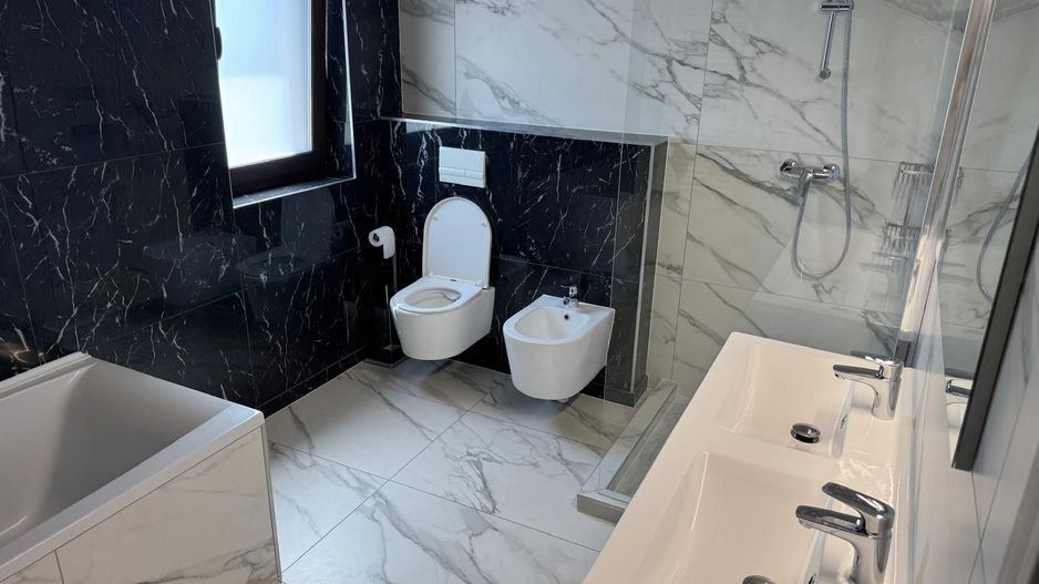 Duplex lipit prin garaj! Dumbravita - Poză 10