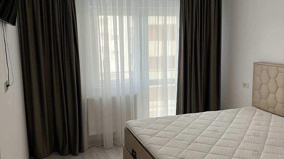 De inchiriat apartament cu 3 camere , Grand Kristal Residence sector4 - Poză 2