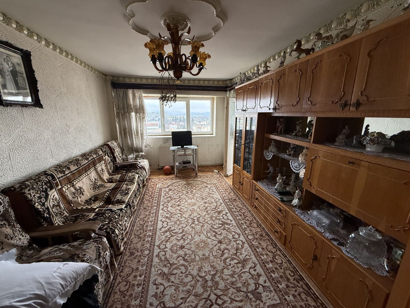 Ap 4 camere 90 mp+boxa+1 camera pe hol ultracentral b-dul Carol 1 - Poză 3