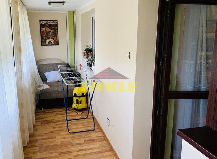 De vanzare Spatiu Comercial cu preluare afacere + Apartament 3 camere. 130.000 Euro Negociabil - Poză 5