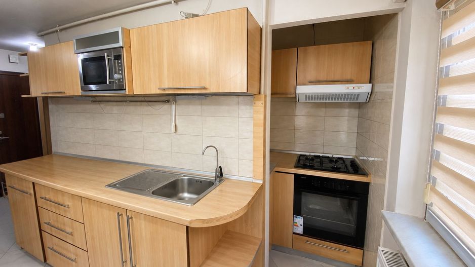 COMISION 0, Apartament 3 Camere, Decomandat, 3 Balcoane, Zona Aradului - Poză 8
