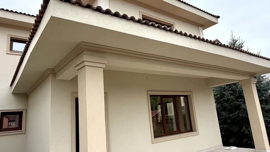 CASA TIP DUPLEX DESPARTIT PRIN GARAJ - Poză 23