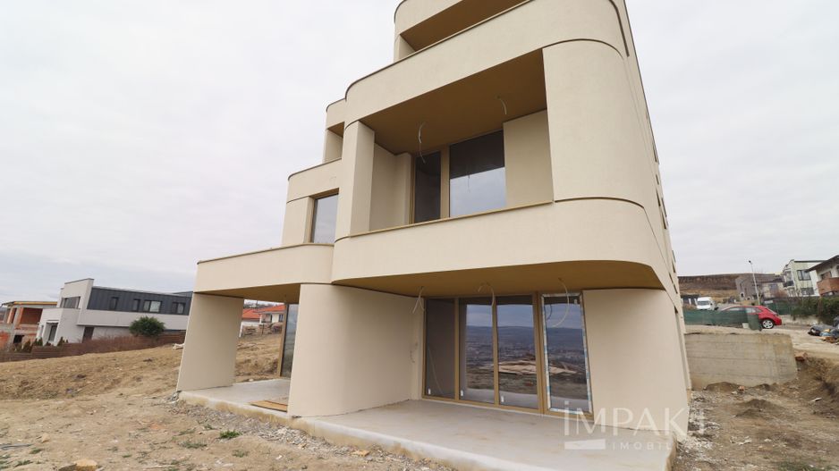 Duplex premium cu view spectaculos in zona Voronet! - Poză 1