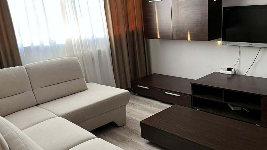 Apartament  3 camere- Rovine - Poză 2