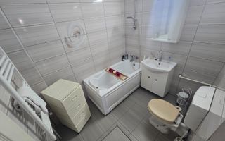 Casa 3 camere de inchiriat garaj curte Zona Tineretului - Poză 7