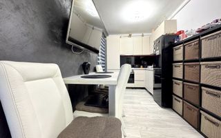 Apartament cu 2 camere+terasa de 23.6 mp/zona străzii Eroilor. - Poză 5